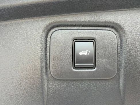Used 2023 Nissan Murano SL w/ SL Moonroof Package FWD image 22