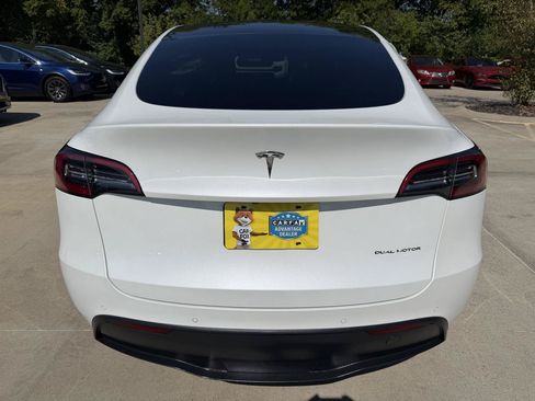 Used 2021 Tesla Model Y Long Range AWD/4WD image 6