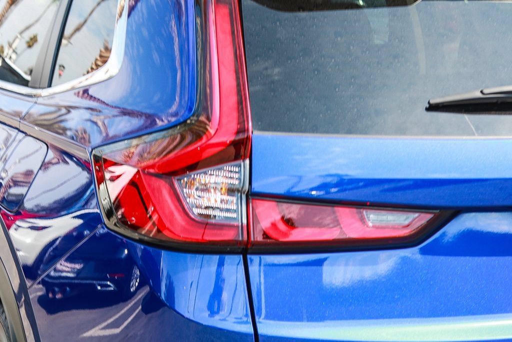 Used 2023 Honda CR-V EX-L image 7
