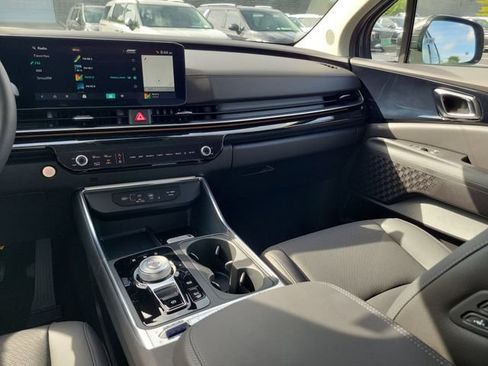 New 2026 Kia Carnival SX Prestige FWD image 12