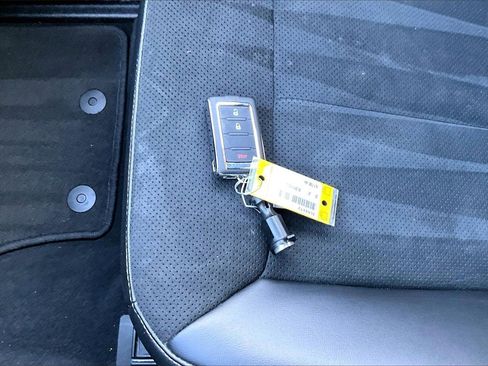 Certified 2023 Jeep Grand Cherokee L Laredo image 32