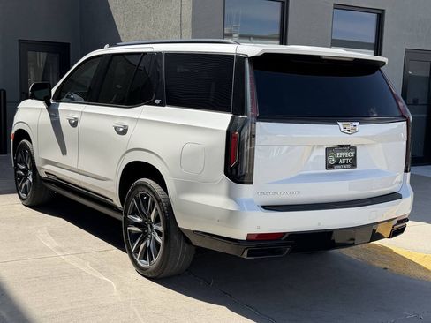 Used 2024 Cadillac Escalade Sport Platinum AWD/4WD image 8