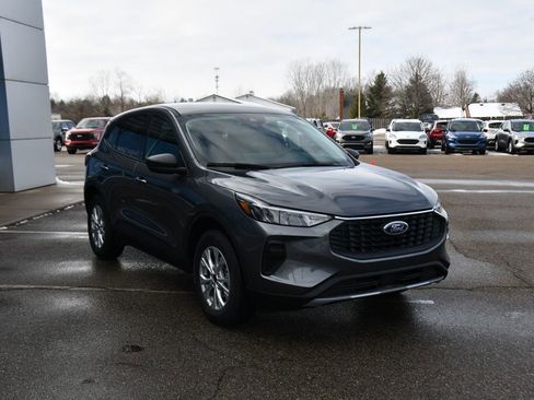 New 2026 Ford Escape Active w/ Tech Pack #1 AWD/4WD image 9
