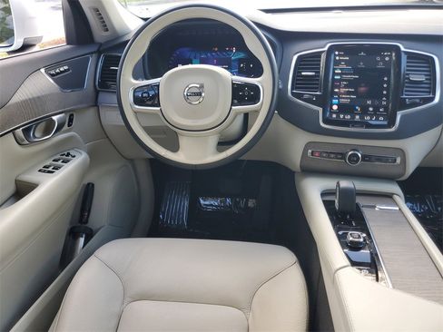 Certified 2023 Volvo XC90 B6 Plus w/ Protection Package Premier image 15