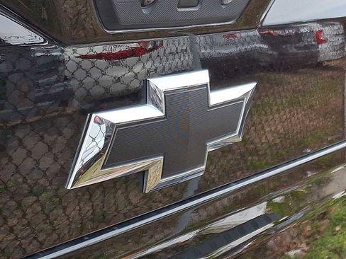 Used 2025 Chevrolet Silverado 2500 ZR2 w/ Technology Package image 4