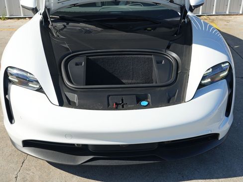 Used 2020 Porsche Taycan 4S image 8