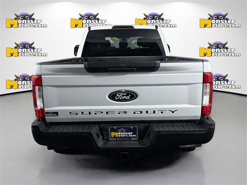 Used 2019 Ford F250 XLT image 6