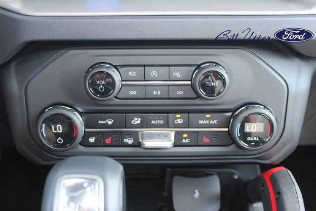 New 2026 Ford Bronco Outer Banks w/ Sasquatch Package AWD/4WD image 16