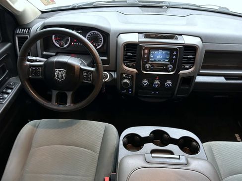 Used 2018 RAM 1500 Express w/ Express Value Package AWD/4WD image 14