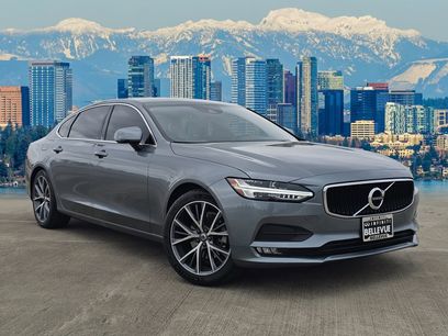 Used 2018 Volvo S90 T5 Momentum