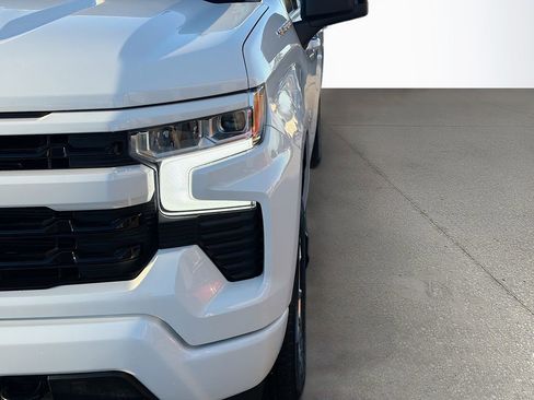 Used 2022 Chevrolet Silverado 1500 RST image 10