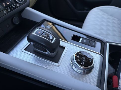 Used 2023 Mitsubishi Outlander SEL 40th Anniversary image 23