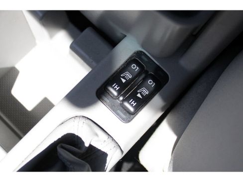 Used 2012 Subaru Forester 2.5X Premium AWD/4WD image 31
