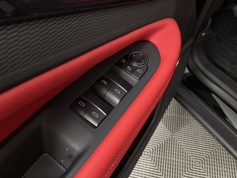 New 2025 Chevrolet Blazer EV RS image 23