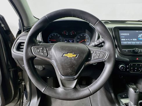 Used 2018 Chevrolet Equinox LT FWD image 17