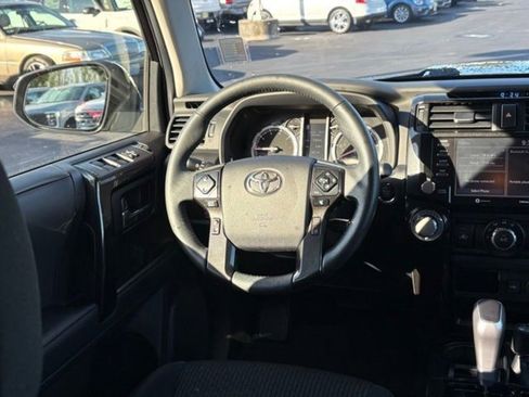Used 2024 Toyota 4Runner TRD Off-Road image 59