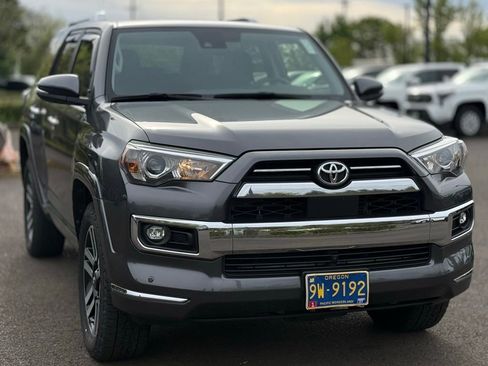 Certified 2022 Toyota 4Runner Limited AWD/4WD image 7