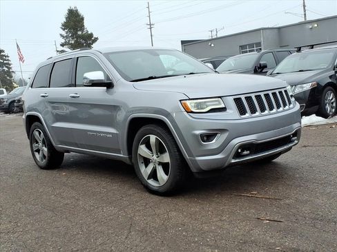 Used 2016 Jeep Grand Cherokee Overland AWD/4WD image 7