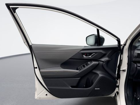 Used 2024 Subaru Crosstrek 2.5i Limited image 9