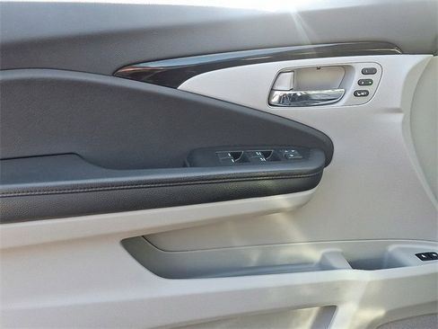 Certified 2021 Honda Pilot Touring image 14