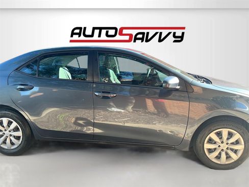 Used 2016 Toyota Corolla LE image 8