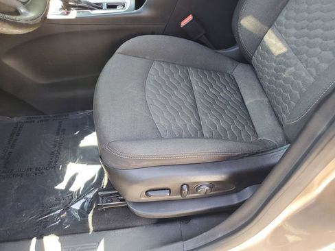Used 2019 Chevrolet Equinox LT FWD image 19