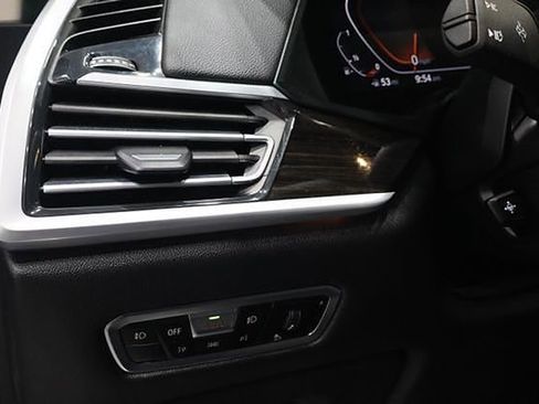 Used 2021 BMW X7 xDrive40i w/ Cold Weather Package image 22