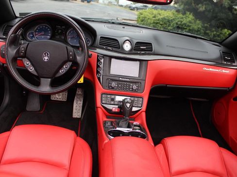 Used 2012 Maserati GranTurismo Sport RWD image 20