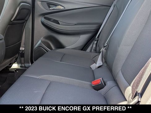 Used 2023 Buick Encore GX Preferred FWD image 3