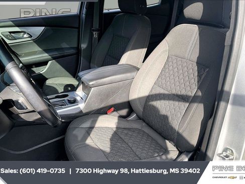 Used 2020 Chevrolet Blazer LT FWD image 18
