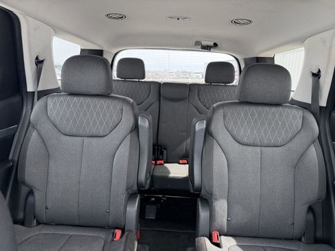 Used 2021 Hyundai Palisade SEL w/ Convenience Package image 16