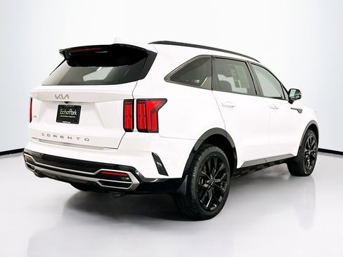 Used 2022 Kia Sorento SX image 9