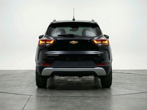 Used 2025 Chevrolet TrailBlazer LT image 7