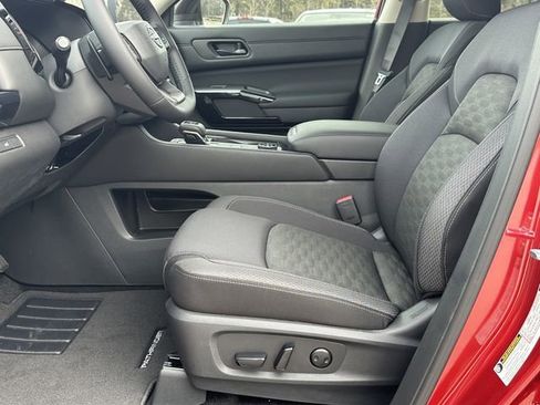 New 2026 Nissan Pathfinder SV AWD/4WD image 10