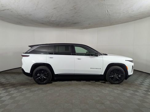 Used 2024 Jeep Wagoneer Launch Edition image 6