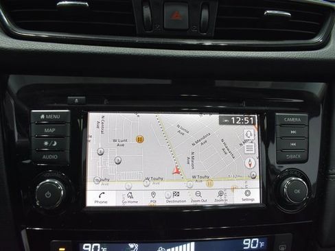 Used 2020 Nissan Rogue SL w/ Premium Package image 23