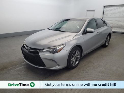 Used 2016 Toyota Camry SE FWD image 1