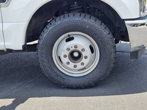 Used 2017 Ford F350 XL w/ XL Value Package RWD image 6