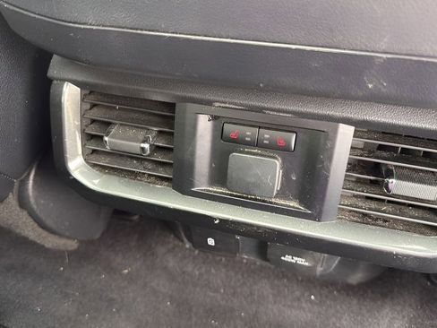 Used 2023 Ford F150 Lariat w/ Equipment Group 502A High image 19