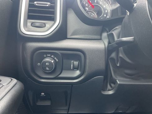 Used 2025 RAM 1500 Big Horn image 30