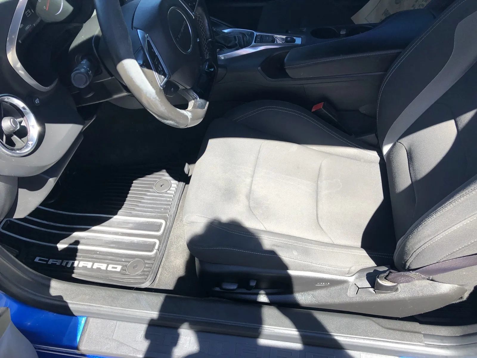 Used 2016 Chevrolet Camaro LT w/ RS Package RWD image 10