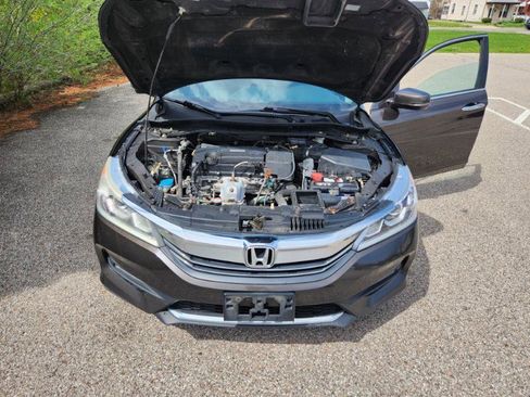 Used 2016 Honda Accord EX image 20