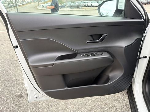 New 2026 Hyundai Kona SE image 10