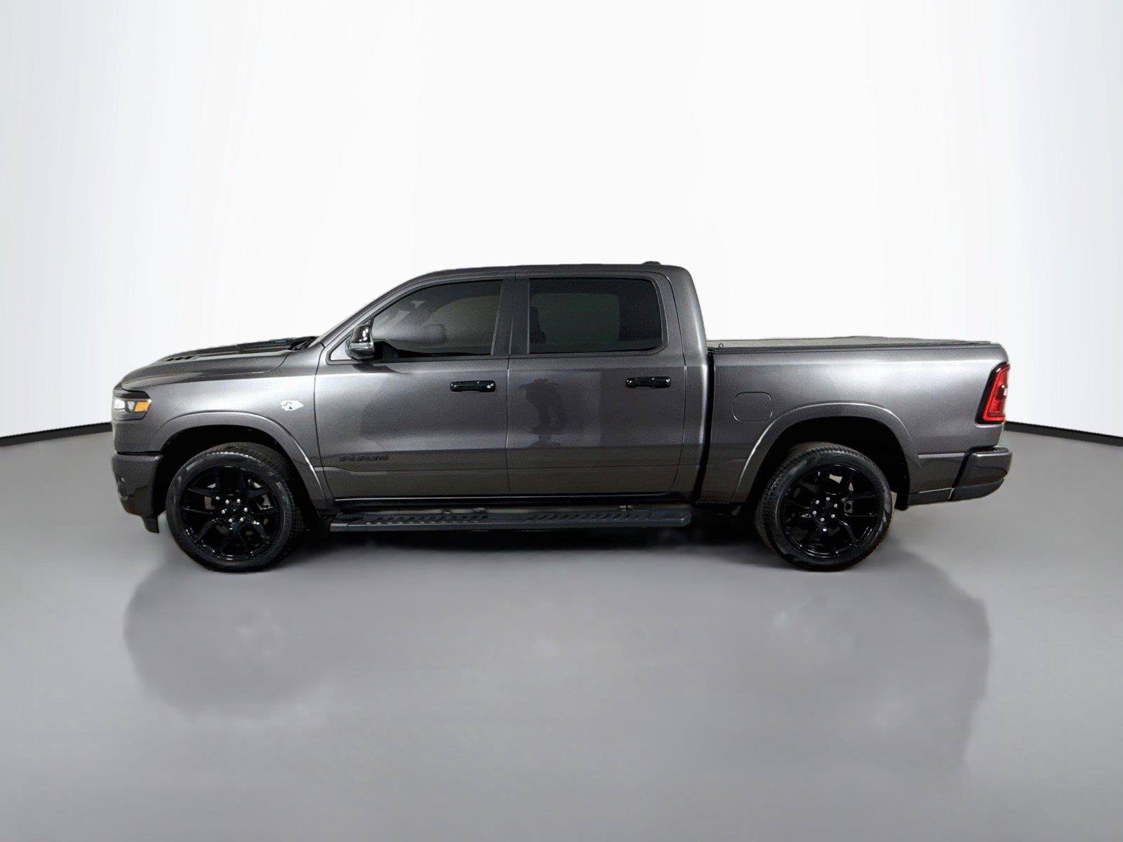 Used 2026 RAM 1500 Laramie w/ Night Edition AWD/4WD image 8