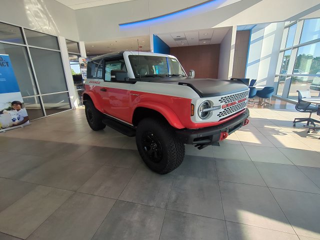 Used 2025 Ford Bronco Stroppe Edition AWD/4WD image 2