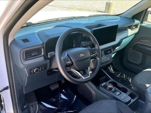 Used 2025 Ford Maverick XL w/ Equipment Group 102A AWD/4WD image 13