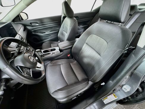 Used 2024 Nissan Altima 2.5 SV w/ SV Premium Package AWD/4WD image 15