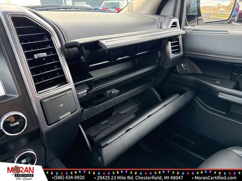 Used 2019 Ford Expedition Max Platinum image 24