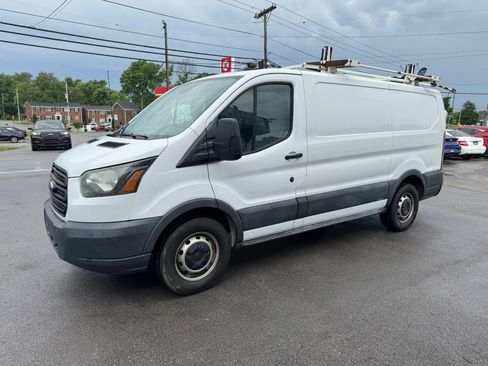 Used 2017 Ford Transit 150 130 Low Roof RWD image 6