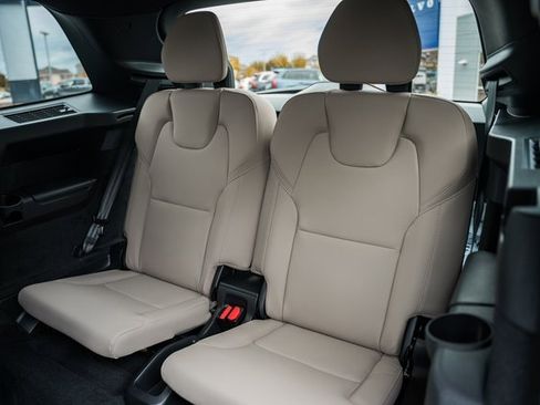 New 2026 Volvo XC90 B6 Plus image 35